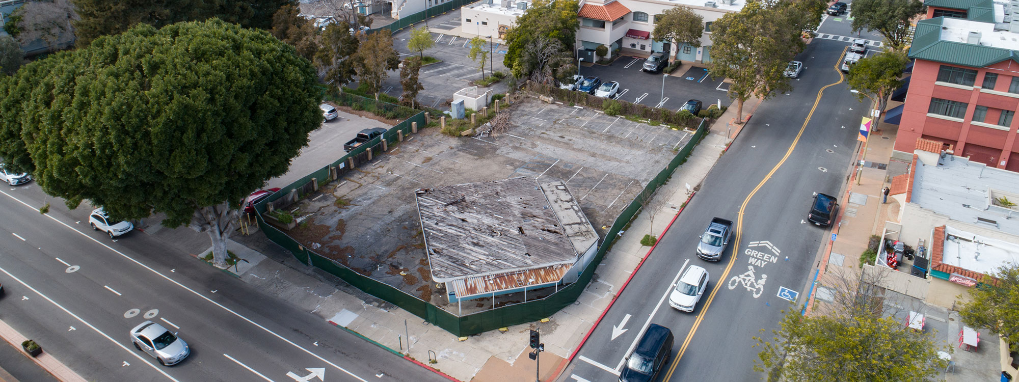 San Luis Square, San Luis Obispo, CA Builder - Design and Build Contractors - Multi-story Mixed Use Building Construction - Condos - Condominium Construction - Retail Shopping Center - Underground Parking - Structural Steel and Wood Framing Construction - JW Design & Construction