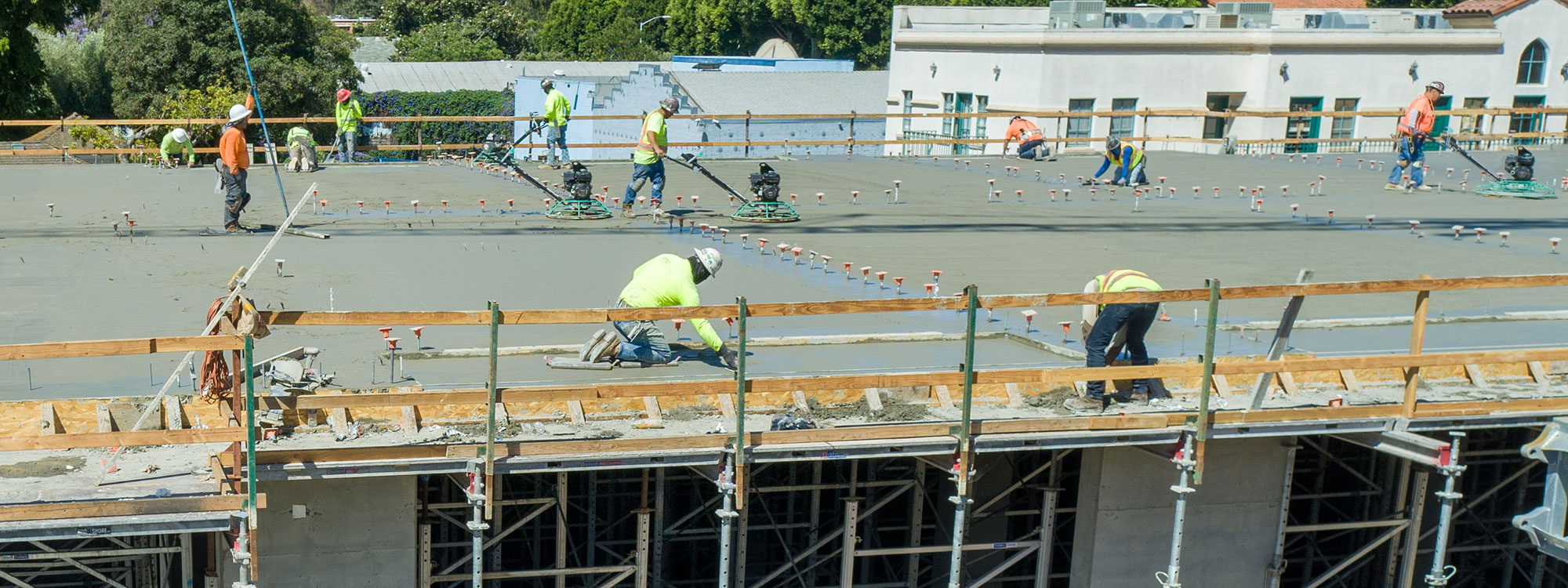 San Luis Square, San Luis Obispo, CA Builder - Design and Build Contractors - Multi-story Mixed Use Building Construction - Condos - Condominium Construction - Retail Shopping Center - Underground Parking - Structural Steel and Wood Framing Construction - JW Design & Construction