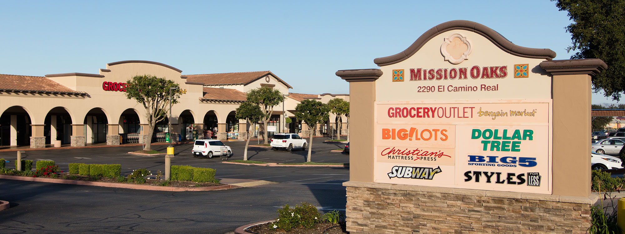 Retail Shopping Center Construction - Builder of Retail Center - Mission Oaks Plaza Atascadero Contractor - JW Design & Construction